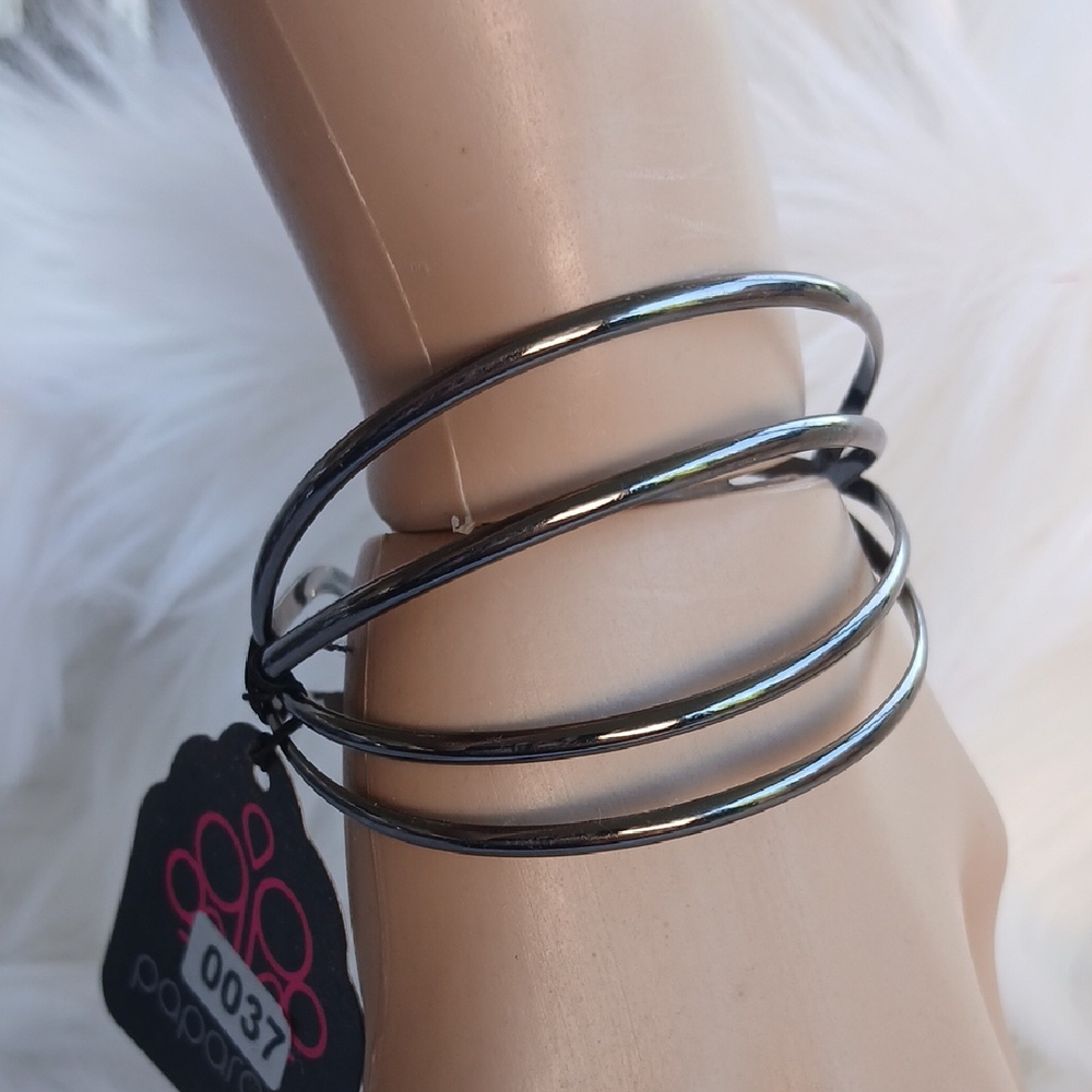 Paparazzi Metallic Silver Triple Band Bracelet